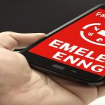 Jak odblokować telefon przez połączenie alarmowe?